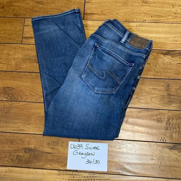 Silver Grayson jeans - Picture 7 of 7